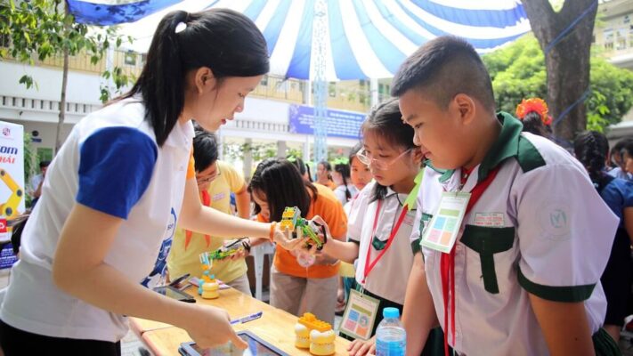 Học sinh được tham gia vào các dự án STEM thực tế tại Học trực tuyến Tpliha