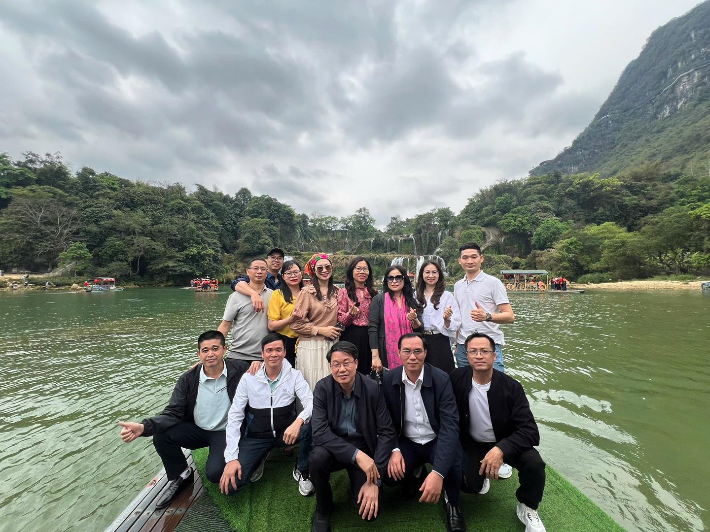 489929113 122144957420488071 7906127374244397568 n